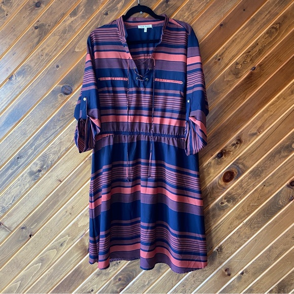 3X, plus size, SpeedControl, lace front, adjustable 3/4-almost full sleeve dress - Picture 2 of 13